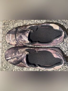 Men’s Size 11. Camo Shoes